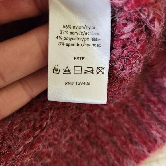 Venus Sweater Pearls Women's XL Fuzzy Cozy - Picture 3 of 3